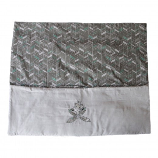 4 Piece Baby Bedding Set - Mint Giraffe