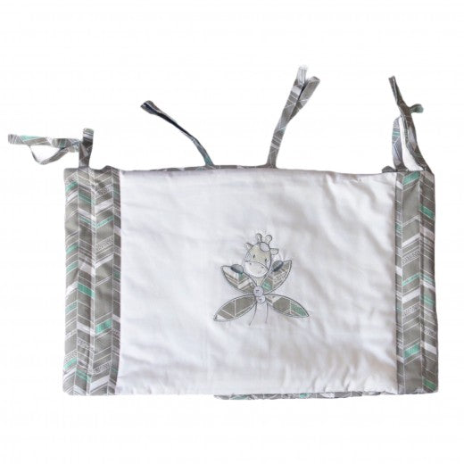 4 Piece Baby Bedding Set - Mint Giraffe